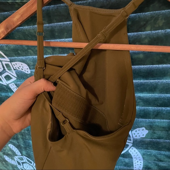 Fern undress - Picture 4 of 9